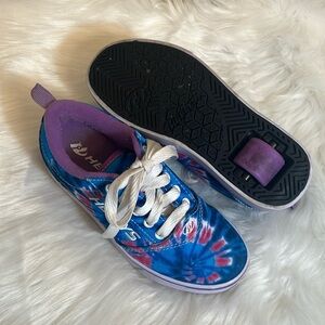 Heelys Blue Tie Dye Lace Rollerskate Sneakers